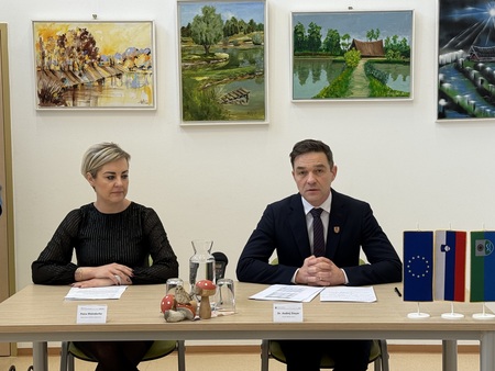 DR. ANDREJ STEYER IN PETRA WEINDORFER_foto iz tiskovne konference